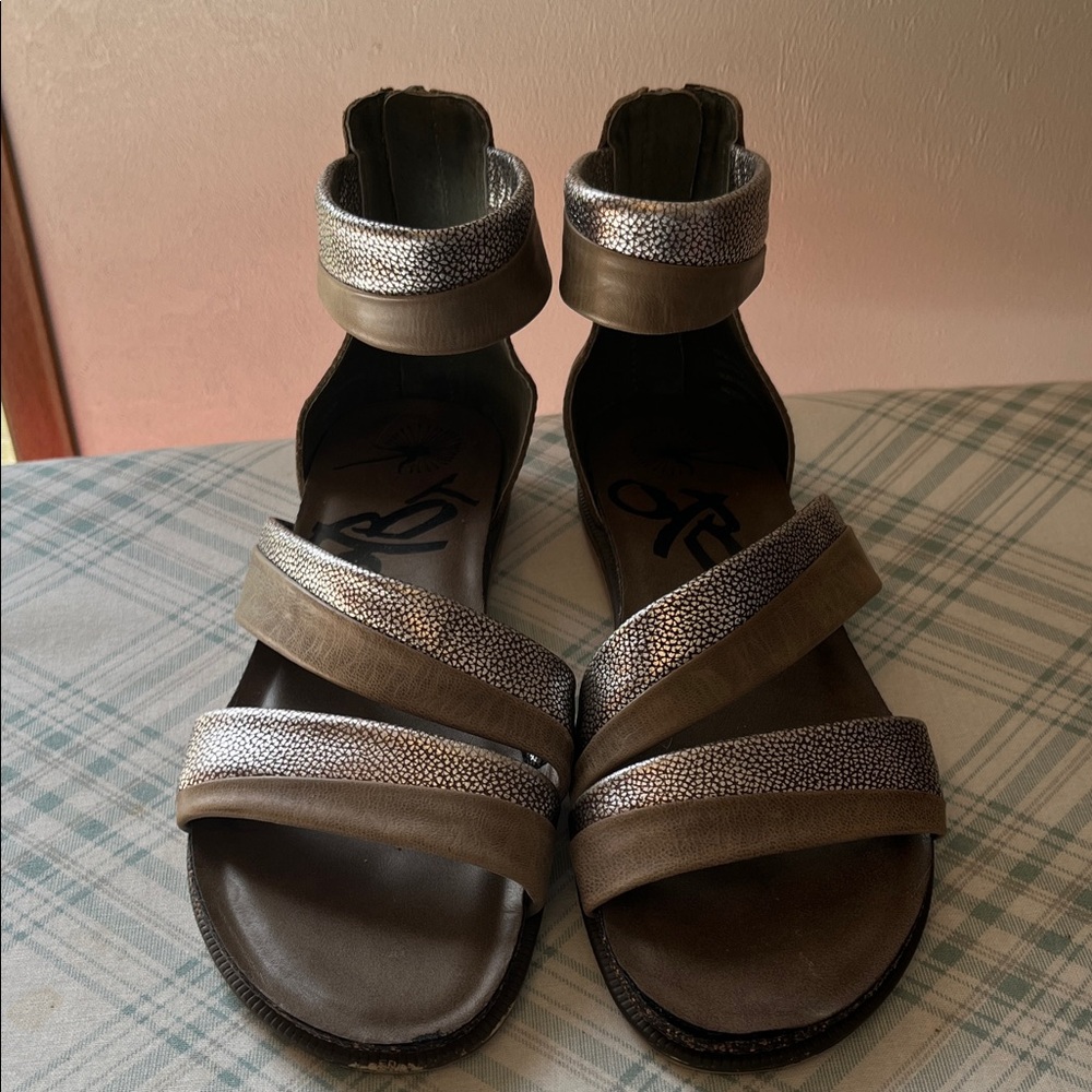 OTBT Brown and Silver Women's Sandals